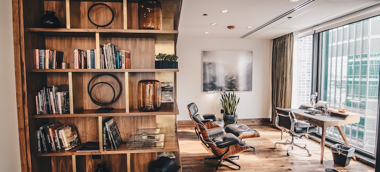 Furniture to be deliver with the best delivery service Orange County offers.