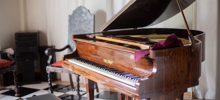 a large concert piano 